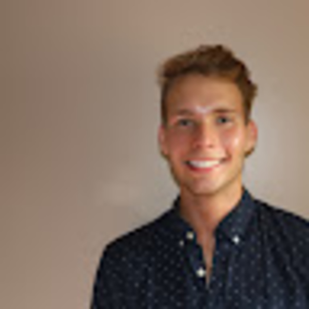 Meet your Posher, Adam